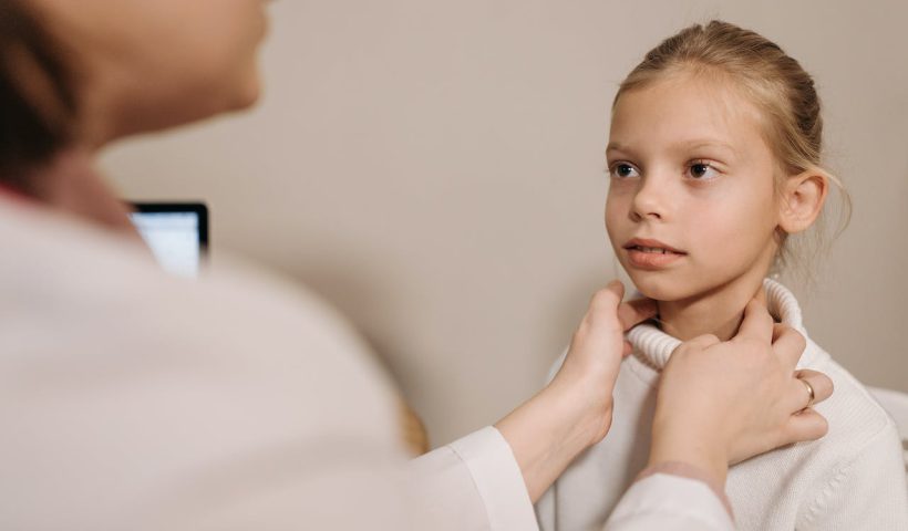 laryngolog dziecięcy warszawa